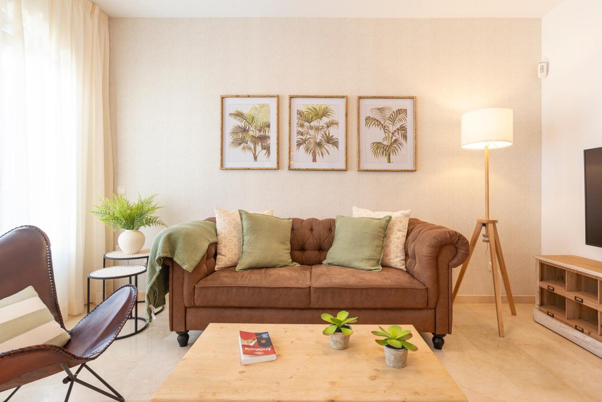 Apartment & Pool In Malaga City Center מראה חיצוני תמונה