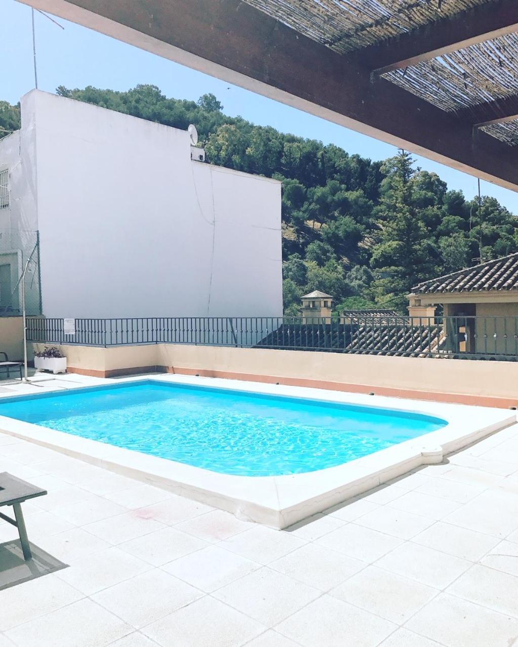 Apartment & Pool In Malaga City Center מראה חיצוני תמונה